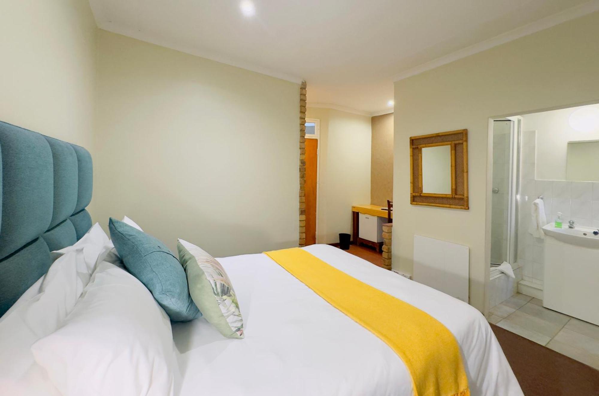 Centurion Guest House And Lodge エクステリア 写真