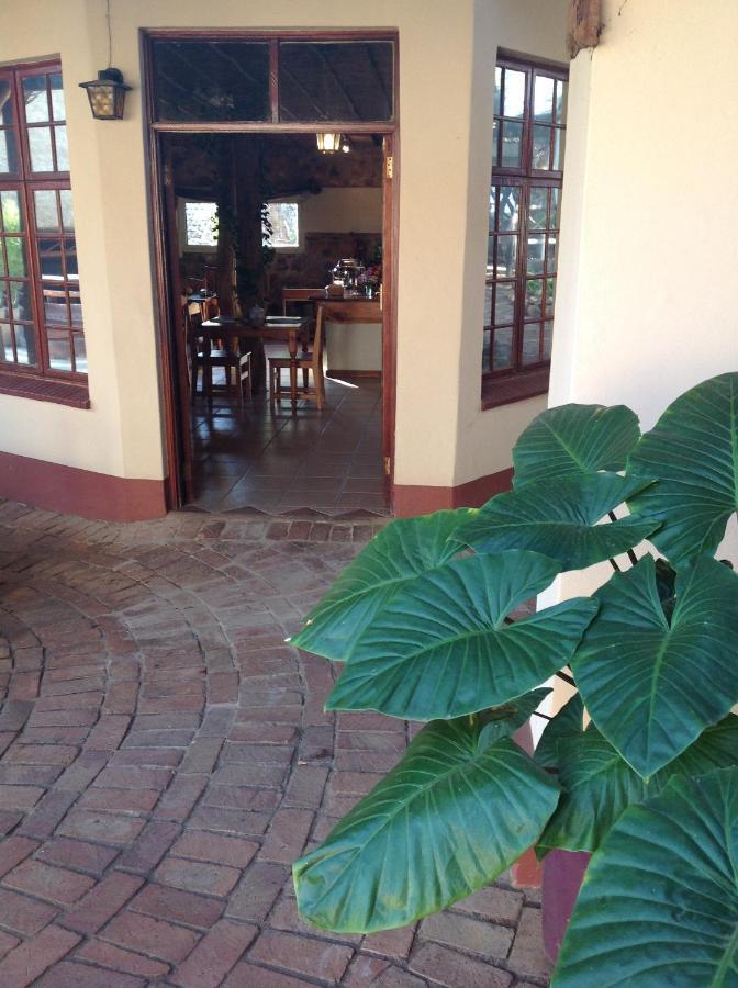Centurion Guest House And Lodge エクステリア 写真